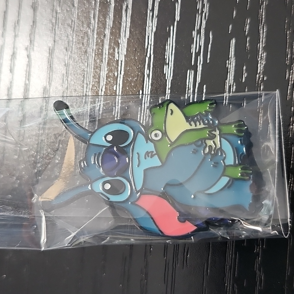 Disney Stitch with Frog Inspired Enamel Pin - Picture 3 of 4
